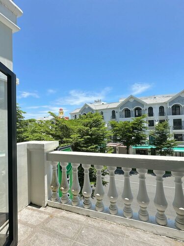 Beach Hotel Grand World (La La Homestay), Забронировать Отель Ганх-Дау Остров Фукуок