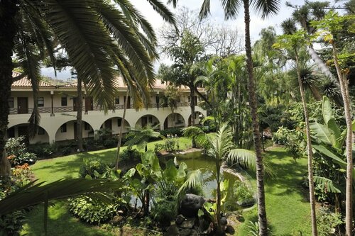 Radisson Resort & Residences Tenerife, Забронировать Курортный отель Пуэрто-де-ла-Крус Тенерифе, рядом с Пляж Муэлле