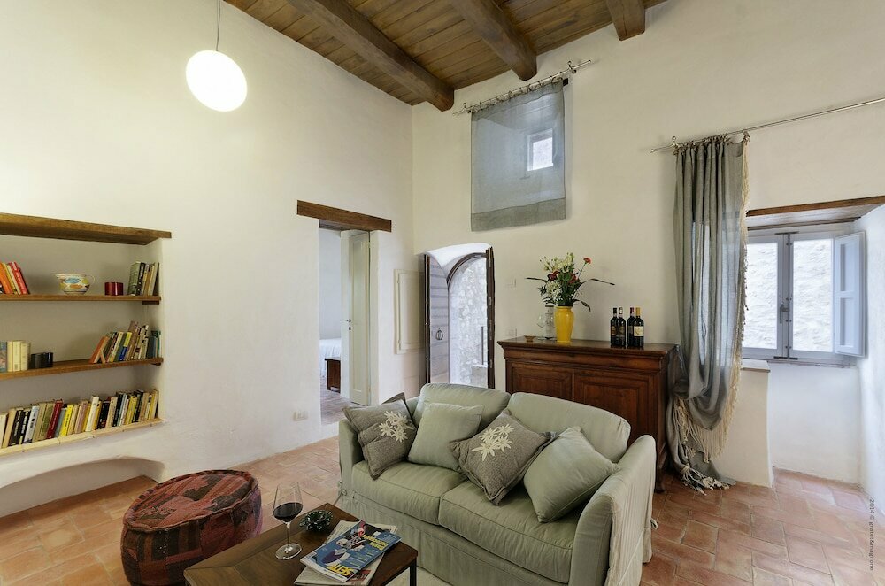 Castello Di Postignano Relais