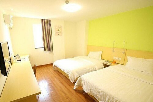 7Days Inn Urumqi Yan An Road Branch, Забронировать Отель Тяньшань Урумчи