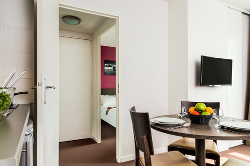 Aparthotel Adagio Access Marseille Saint Charles, Забронировать Апарт-отель Апарт-отели Марселя, рядом с European Hospital Marseille, Апарт-отель
