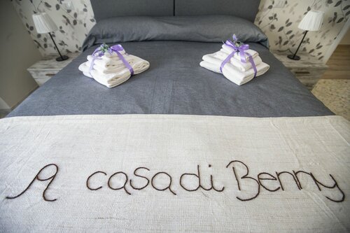 A Casa di Benny, Забронировать Гостевой дом Отели Ostiense с парковкой, Парковка