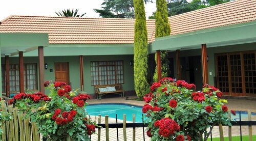 Blackheath Manor Guest House, Забронировать Гостевой дом Гостевые дома Крюгерсдорпа, Гостевой дом