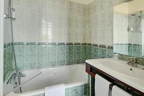 Best Western Hotel De La Plage Saint Marc sur Mer, Забронировать Отель Сен-Назер Loire-Atlantique