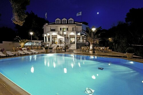 Poseidon Hotel, Buchen Sie Hotel Hotels in Peloponnes mit Verpflegung, Halb-/Vollpension