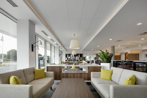 Hampton by Hilton London Stansted Airport, Reservar Hotel Hotéis em Essex com piscina, Piscina