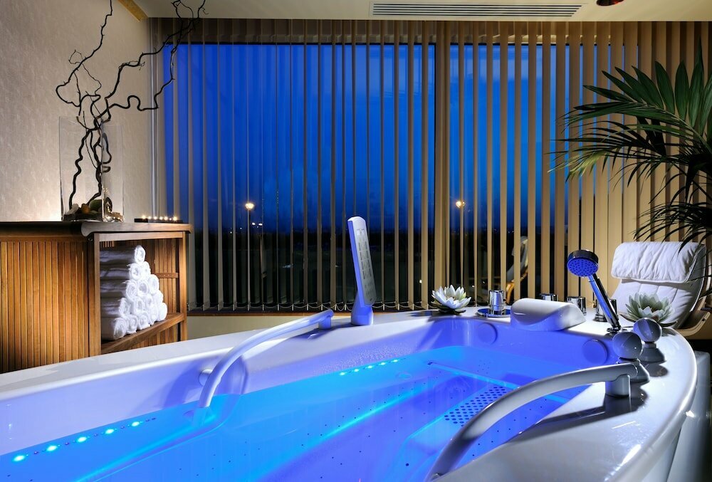 Delta Hotels by Marriott Giardini Naxos