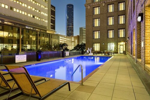 Residence Inn Houston Downtown/Convention Center, Забронировать Отель Хьюстон - центр города Хьюстон