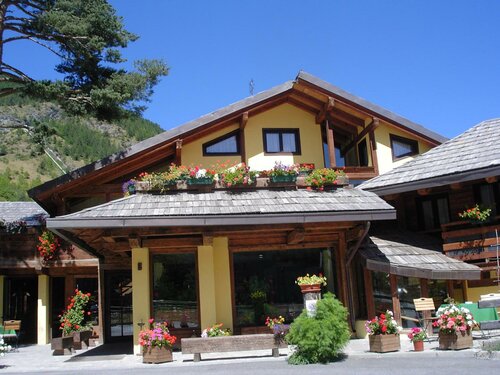 Hotel Cà Fiore, 예약 호텔 Bardonecchia Val di Susa