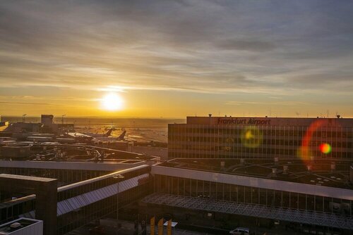 Sheraton Frankfurt Airport Hotel & Conference Center, Rezervovat Hotel Frankfurt nad Mohanem Hesensko