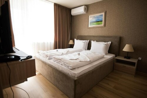 Court Inn, Book Lejlighedshotel 3-stjernede hoteller i Pazardzik, 3*