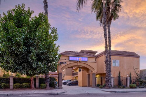 Motel 6 South Gate CA, Забронировать Мотель Саут-Гейт Большой Лос-Анджелес