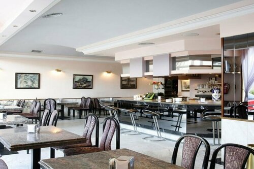 Hotel Alcomar, Забронировать Отель Хихон Косте-Верде, рядом с Музей Хуана Бархолы