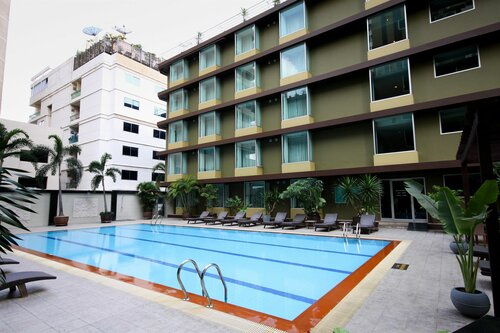 Dynasty Grande Hotel, Забронировать Отель Отели Провинции Бангкока с бассейном, Бассейн