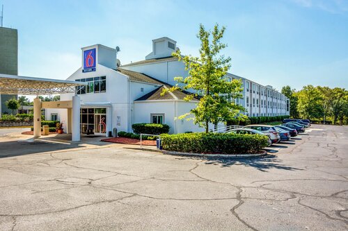 Motel 6 Fort Mill, SC - Charlotte, Забронировать Мотель Форт-Милл Южная Каролина