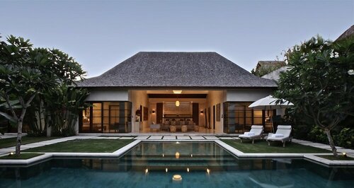 Nyaman Villas, Rezerwuj Willa Seminyak Badung