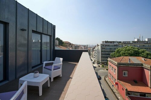 Liiiving - Santa Catarina Luxury Apt II, Забронировать Апартаменты/квартира Cedofeita / Santo Ildefonso / Se / Miragaia / Sao Nicolau e Vitoria Порту, рядом с Мост Дона Луиша I