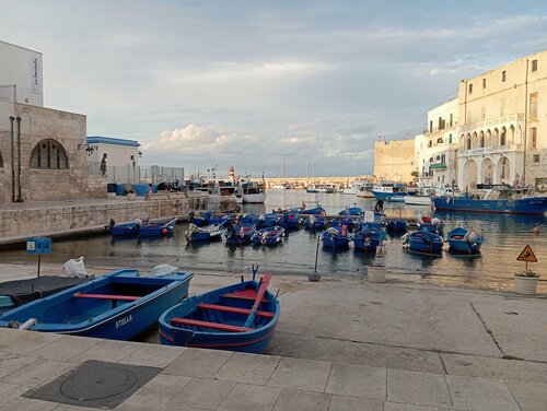 Palazzo Fiscaiolo, Rezervați Pensiune Hoteluri în Bari Province cu parcare, Parcare
