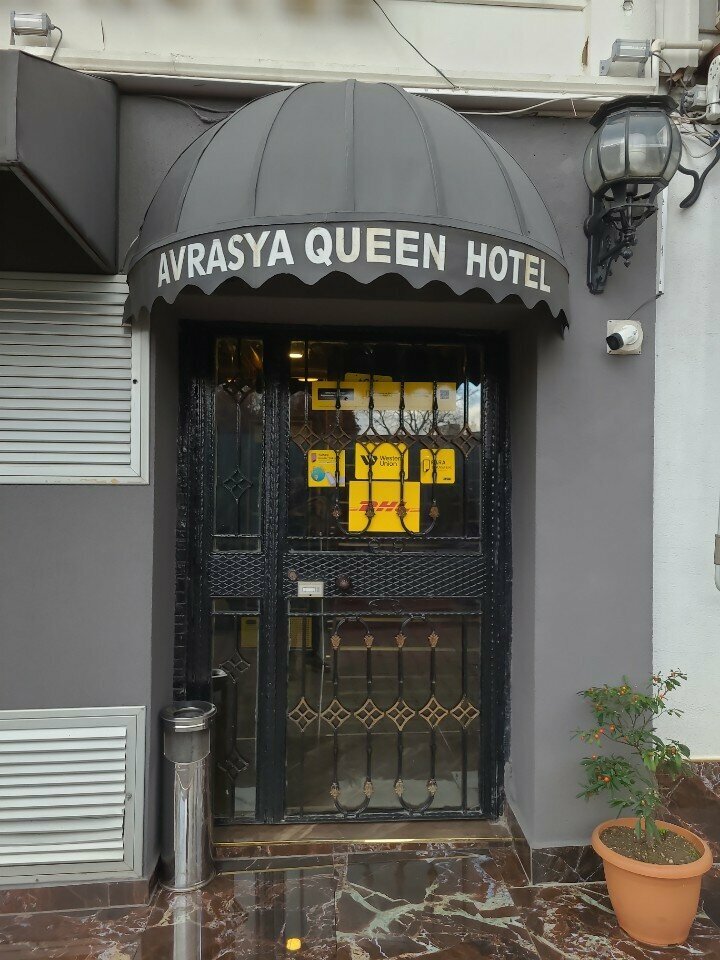 AVRASYAQUEEN HOTEL