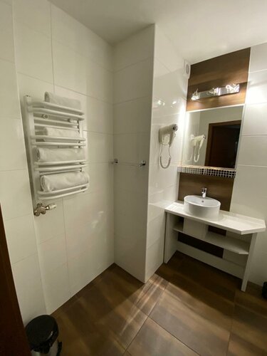 Hotel Constancja, Забронировать Отель Отели Ченстохова с завтраком, Завтраки