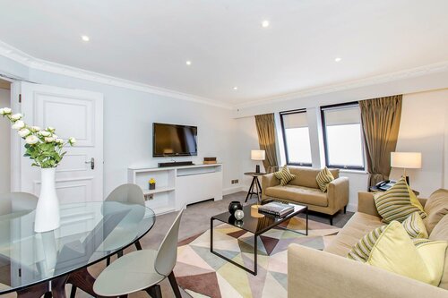 Mayfair Flat, Забронировать Апартаменты/квартира Отели Большого Лондона с парковкой, Парковка