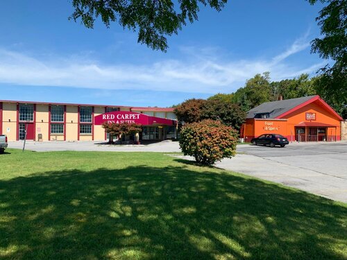 Red Carpet Inn & Suites Ebensburg, Book Hotel Hoteller i Pennsylvania med parkering, Parkering