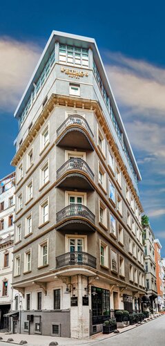 Petros Hotel, Забронировать Бутик-отель Бейоглу Стамбул, рядом с Clinicana Hair Transplant and Esthetic Surgeries