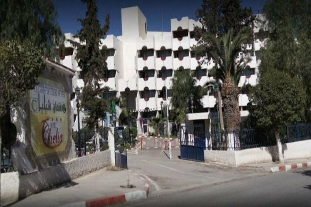 HOTEL CHELIA