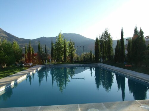 Hotel Rural Puerto Mágina, Забронировать Отель Торрес Хаэн
