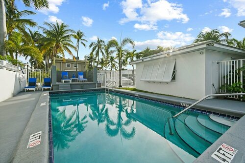 Sunshine shores boutique apartments, 예약 부티크 호텔 팜비치 Palm Beach County