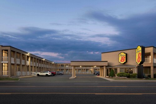 Super 8 by Wyndham Ambassador Bridge Windsor ON, Réserver Auberge Windsor 