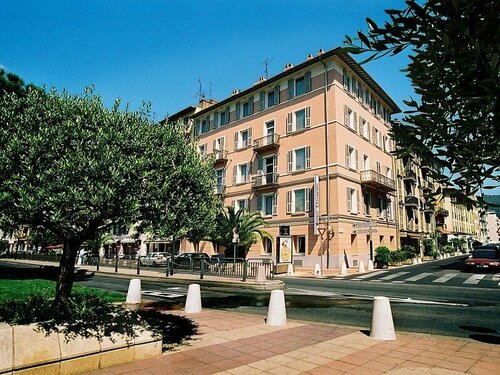 Hôtel Relais Acropolis, Забронировать Отель Отели Ниццы с завтраком, рядом с Terra Amata Museum, Завтраки