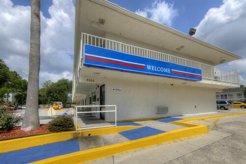 Motel 6-Orlando, FL - Winter Park, Забронировать Мотель Мотели штата Флориды, Мотель