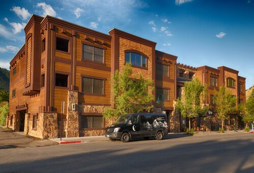The White Buffalo Club, Reserva ahora Hotel Jackson 