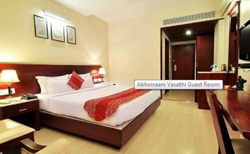 Hotel Abhimaani Vasathi, Забронировать Отель Бангалор штат Карнатака, рядом с Торговый центр Mantri Square