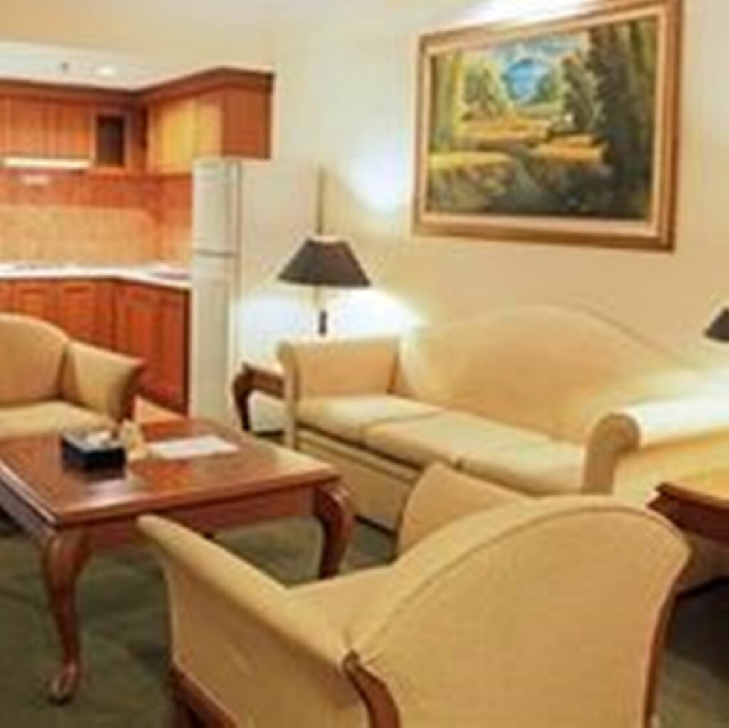 Harmoni Suites Hotel