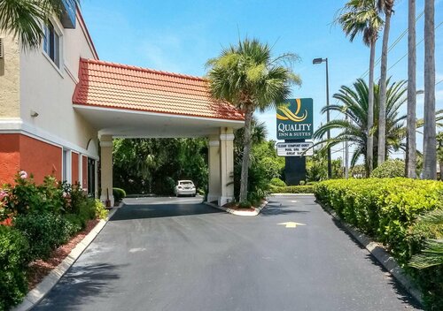 Quality Inn Marianna South, Book Hotel Hoteller i Marianna med pool, Swimmingpool