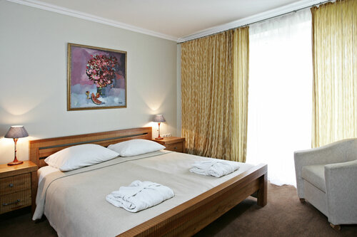 Hotel Baltvilla, Забронировать Отель Балтэзерс Гаркалне