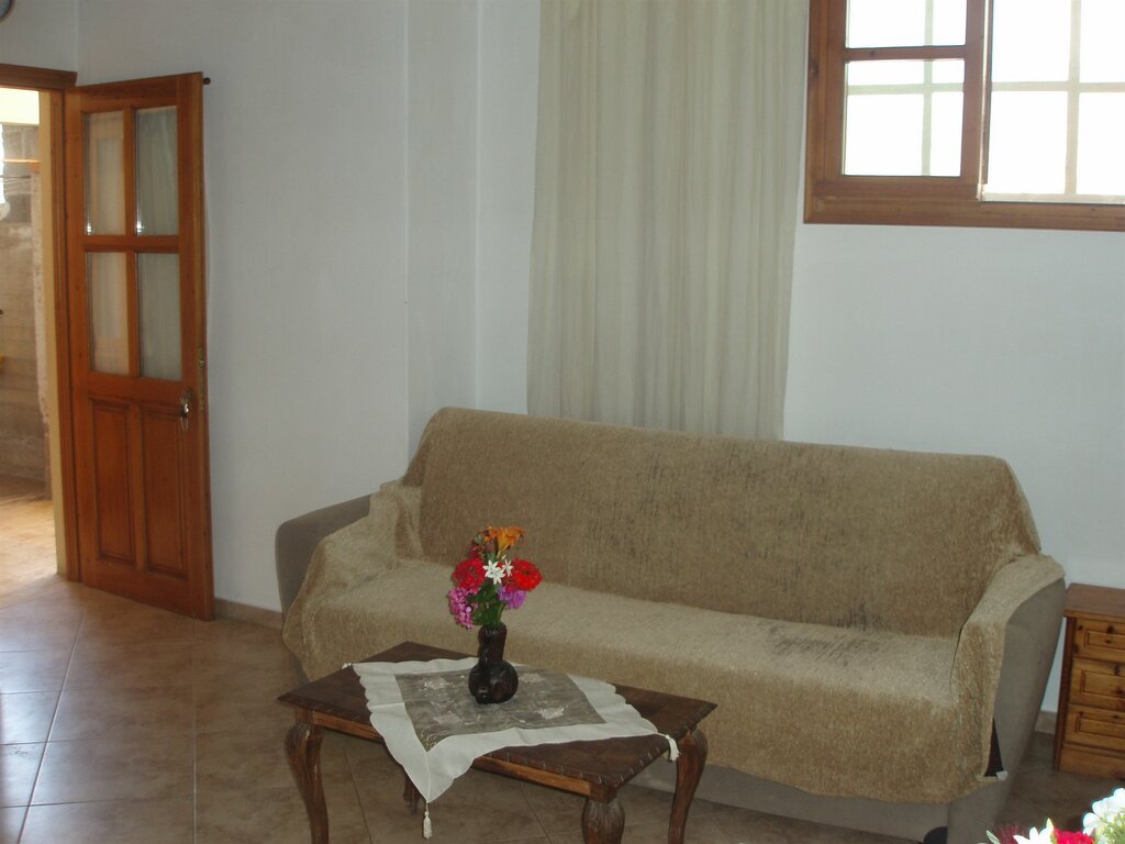 skiathos studios HL