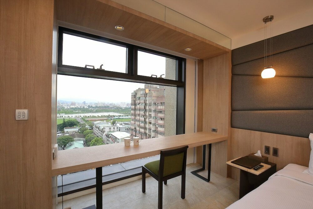 Kloud Hotel