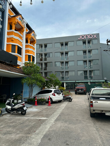 JonoX Phuket Karon Hotel, Забронировать Отель Карон Бич Пхукет