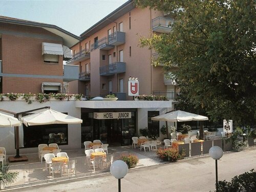 Hotel Junior, Забронировать Отель Отели Римини с парковкой, рядом с Римский амфитеатр, Парковка