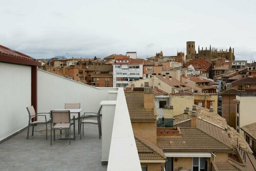 Hotel Pedro I De Aragon 4 Estrellas SUPERIOR, Забронировать Отель Отели в центре Уэска, в центре