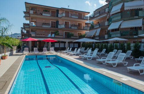 Taormina Hotel Calipso, Брондау Қонақ үй Mazzeo Taormina Coast