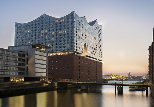 The Westin Hamburg Elbphilharmonie, Book Hotel Hamborg hoteller med pool, Swimmingpool