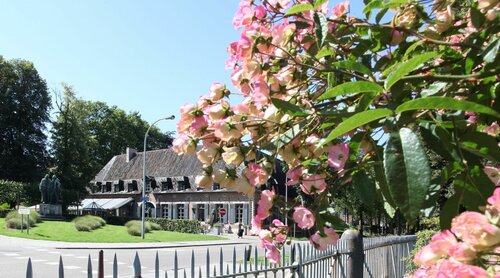 Hotel The Lodge Heverlee, Забронировать Отель Отели Лёвен с завтраком, рядом с STUK, Завтраки