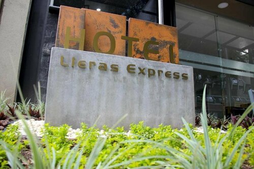 Hotel Lleras Express, Забронировать Отель Эль-Побладо Медельин
