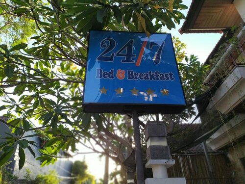 Twenty4Seven Bed & Breakfast, Забронировать Отель Отели провинции Бали с завтраком, Завтраки