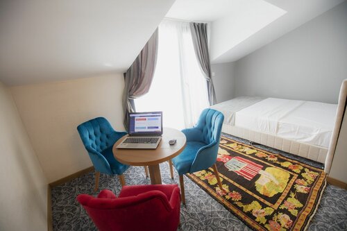 Royal Inci Airport Hotel, Rezerwuj Hotel Kucukcekmece 