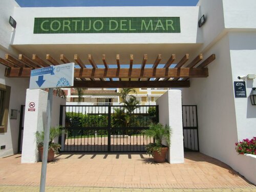 Cortijo del Mar Resort, Забронировать Курортный отель Отели Эстепона с парковкой, рядом с Atalaya Golf &amp; Country Club, Парковка